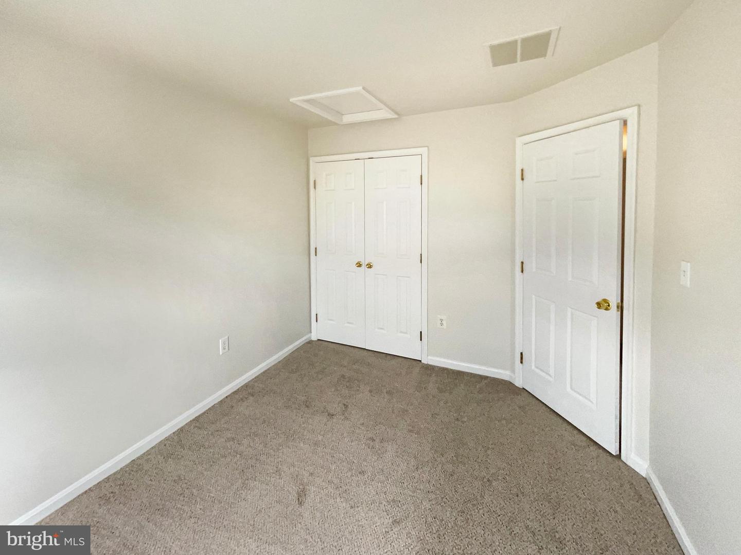 13123 COPPER BROOK WAY, HERNDON, Virginia 20171, 3 Bedrooms Bedrooms, ,2 BathroomsBathrooms,Residential,For sale,13123 COPPER BROOK WAY,VAFX2256242 MLS # VAFX2256242