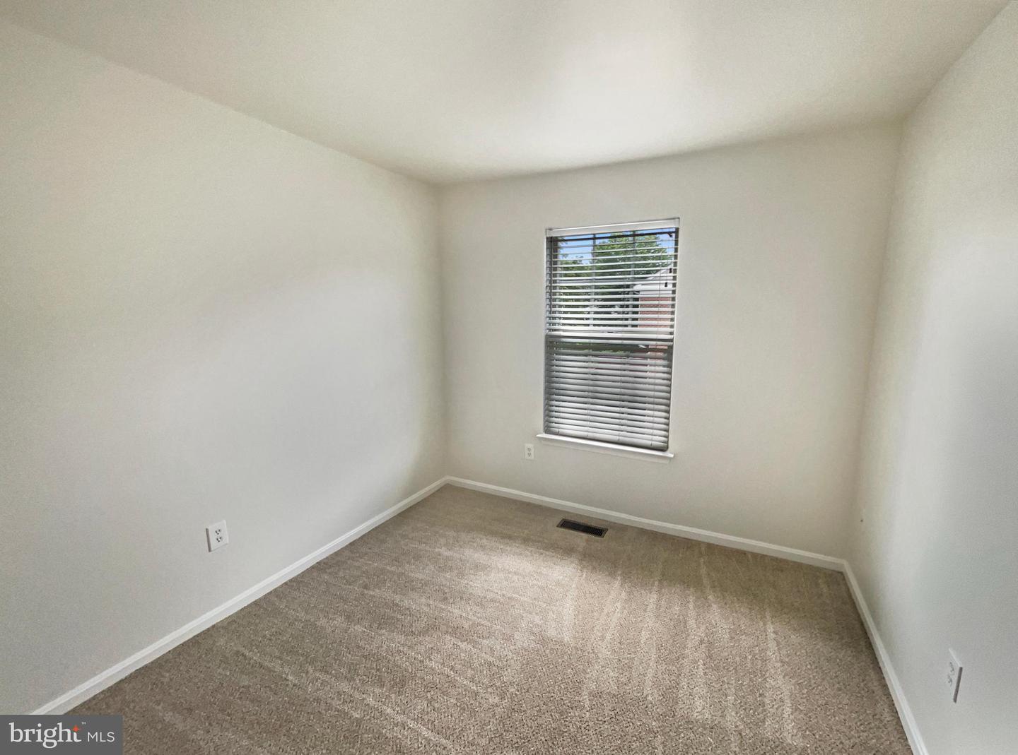 13123 COPPER BROOK WAY, HERNDON, Virginia 20171, 3 Bedrooms Bedrooms, ,2 BathroomsBathrooms,Residential,For sale,13123 COPPER BROOK WAY,VAFX2256242 MLS # VAFX2256242