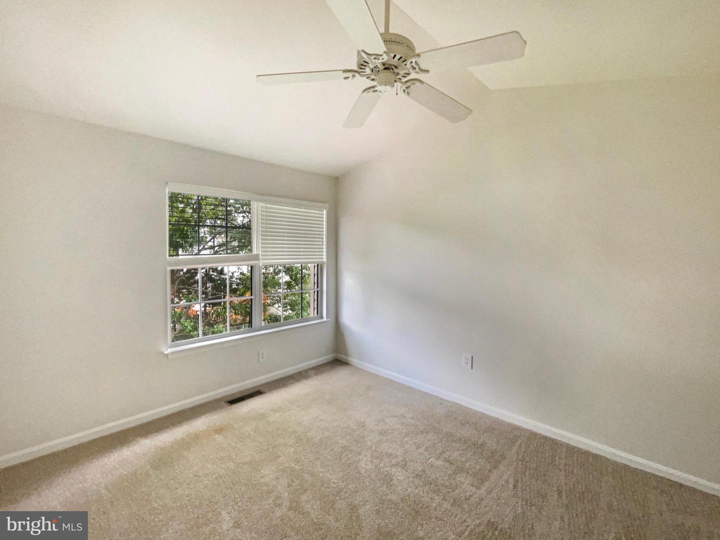 13123 COPPER BROOK WAY, HERNDON, Virginia 20171, 3 Bedrooms Bedrooms, ,2 BathroomsBathrooms,Residential,For sale,13123 COPPER BROOK WAY,VAFX2256242 MLS # VAFX2256242
