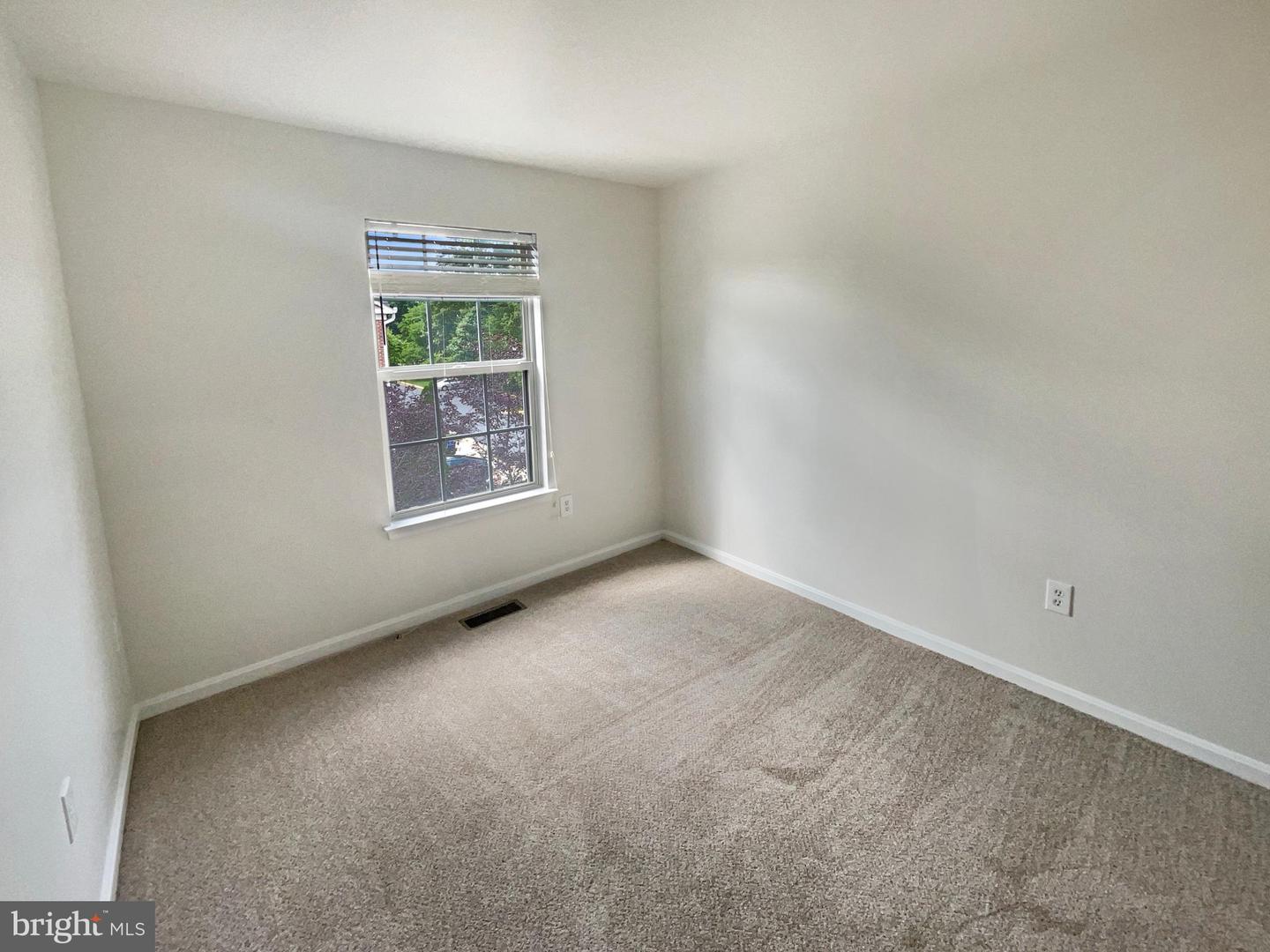 13123 COPPER BROOK WAY, HERNDON, Virginia 20171, 3 Bedrooms Bedrooms, ,2 BathroomsBathrooms,Residential,For sale,13123 COPPER BROOK WAY,VAFX2256242 MLS # VAFX2256242