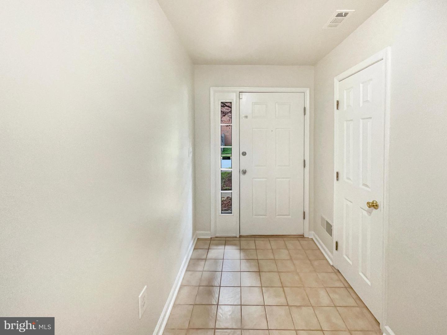 13123 COPPER BROOK WAY, HERNDON, Virginia 20171, 3 Bedrooms Bedrooms, ,2 BathroomsBathrooms,Residential,For sale,13123 COPPER BROOK WAY,VAFX2256242 MLS # VAFX2256242