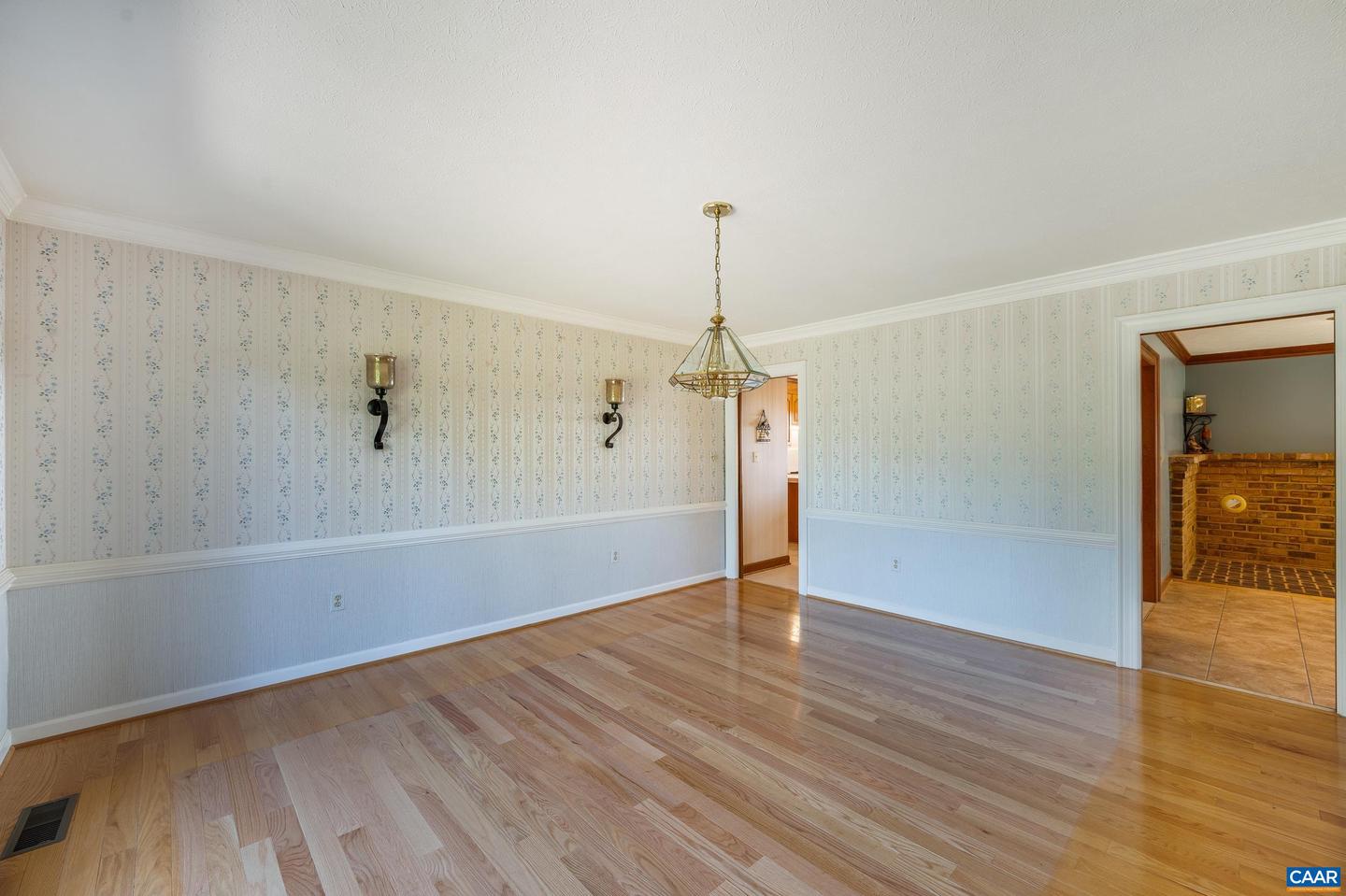 355 DYSON RD, AMHERST, Virginia 24521, 3 Bedrooms Bedrooms, ,4 BathroomsBathrooms,Residential,For sale,355 DYSON RD,666882 MLS # 666882