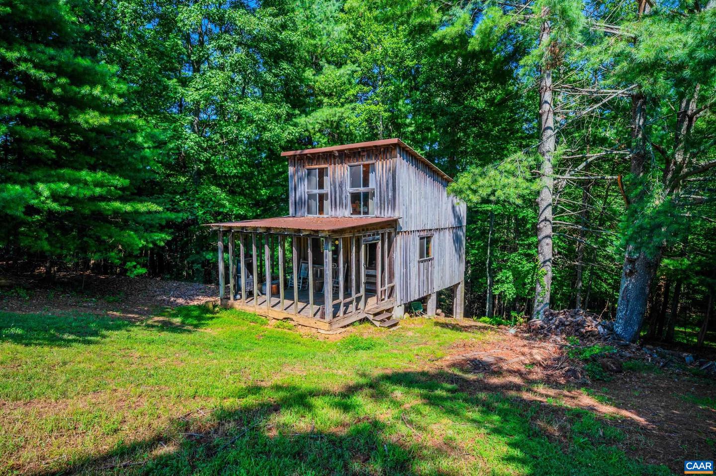355 DYSON RD, AMHERST, Virginia 24521, 3 Bedrooms Bedrooms, ,4 BathroomsBathrooms,Residential,For sale,355 DYSON RD,666882 MLS # 666882