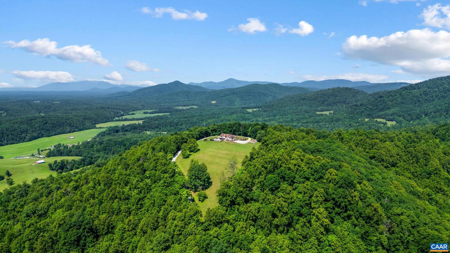 355 DYSON RD, AMHERST, Virginia 24521, 3 Bedrooms Bedrooms, ,4 BathroomsBathrooms,Residential,For sale,355 DYSON RD,666882 MLS # 666882