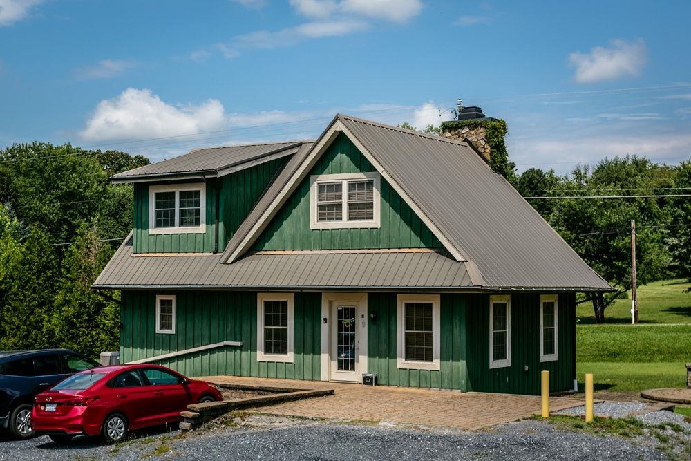 13 SWARTZEL SHOP RD, STAUNTON, Virginia 24401, ,Commercial,13 SWARTZEL SHOP RD,666894 MLS # 666894