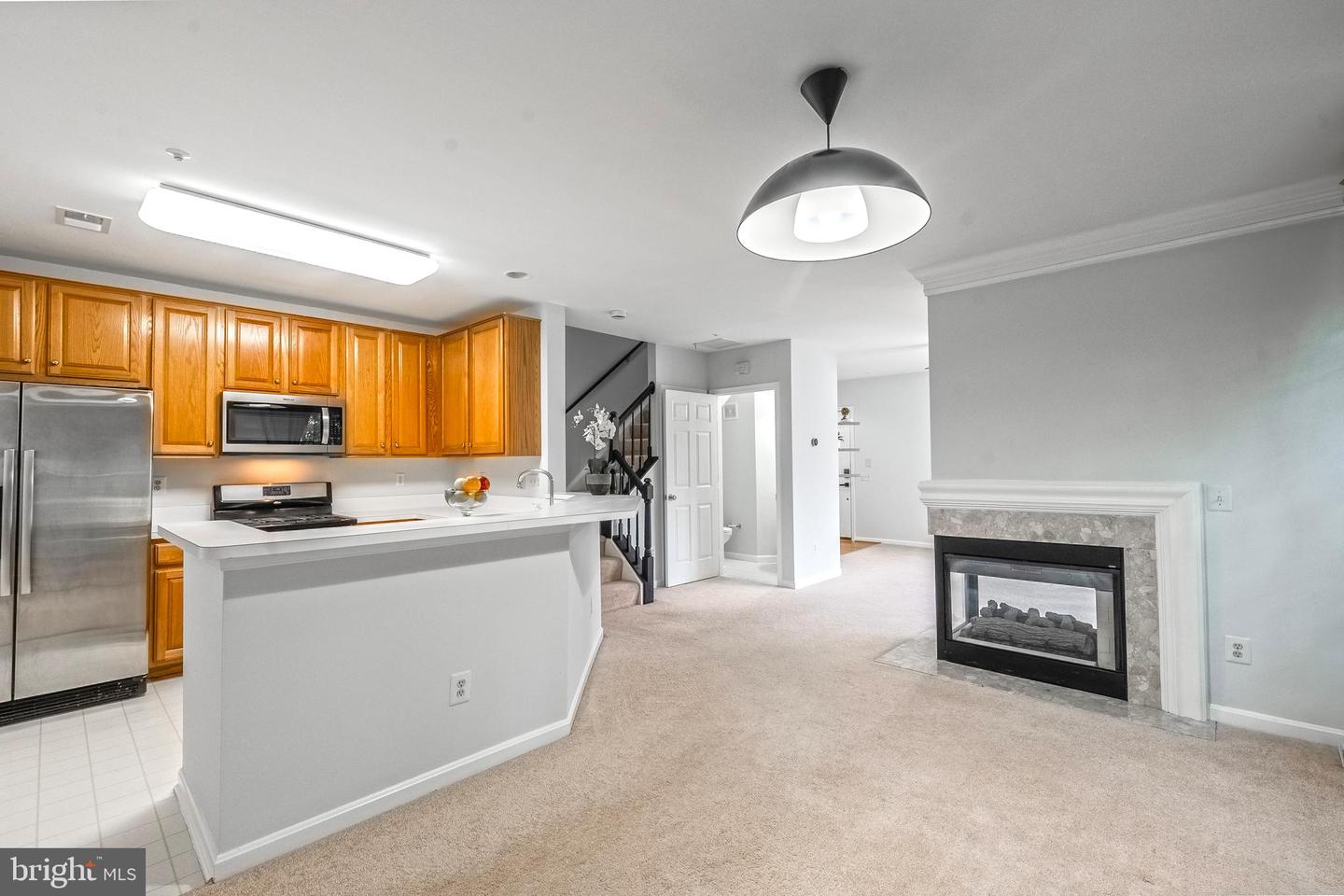 5930 KIMBERLY ANNE #301, ALEXANDRIA, Virginia 22310, 2 Bedrooms Bedrooms, ,2 BathroomsBathrooms,Residential,For sale,5930 KIMBERLY ANNE #301,VAFX2222258 MLS # VAFX2222258