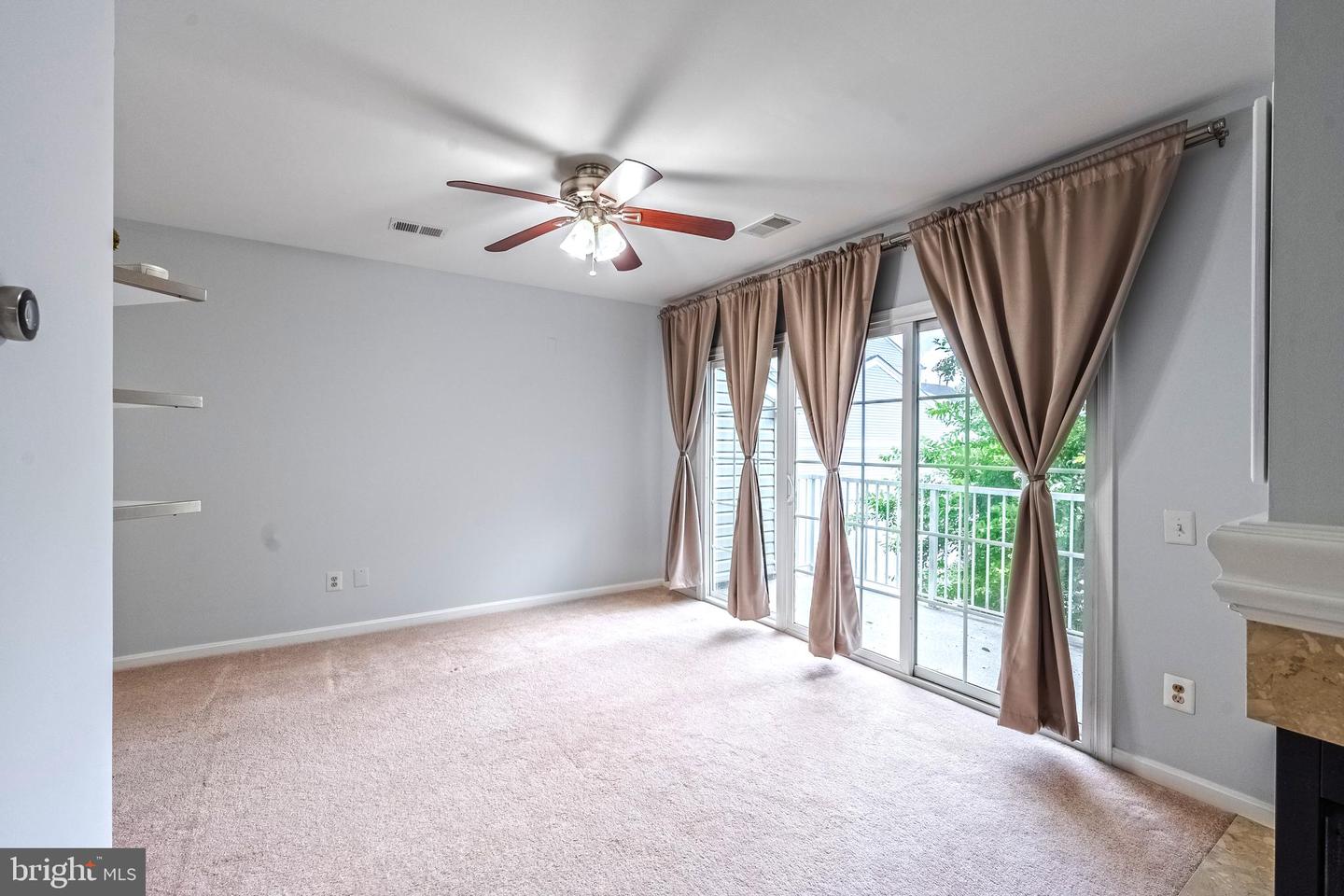 5930 KIMBERLY ANNE #301, ALEXANDRIA, Virginia 22310, 2 Bedrooms Bedrooms, ,2 BathroomsBathrooms,Residential,For sale,5930 KIMBERLY ANNE #301,VAFX2222258 MLS # VAFX2222258