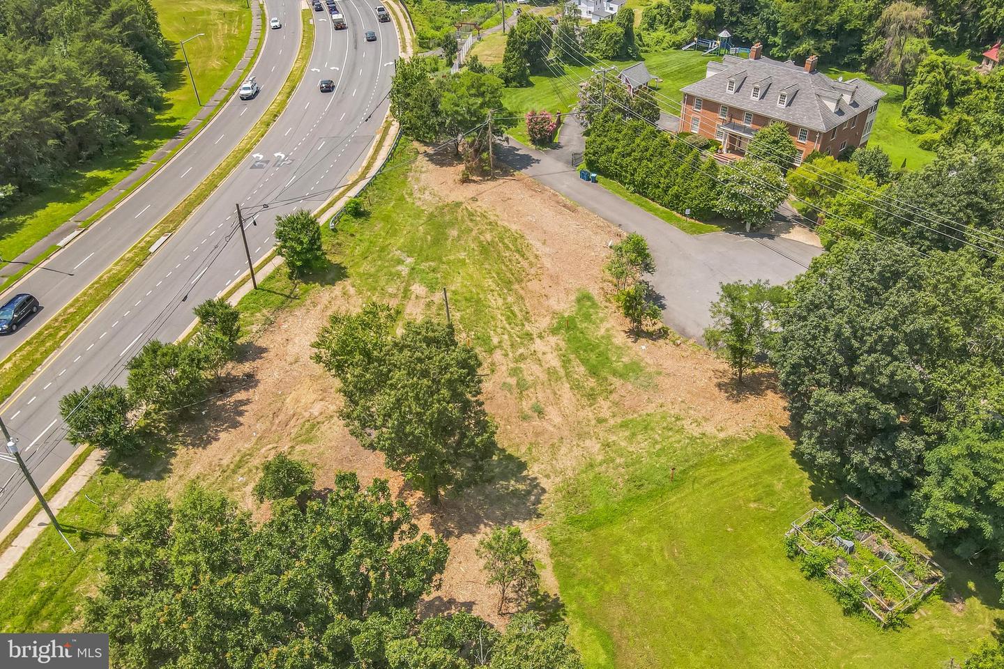 13342 BRADDOCK RD, CLIFTON, Virginia 20124, ,Land,For sale,13342 BRADDOCK RD,VAFX2235300 MLS # VAFX2235300