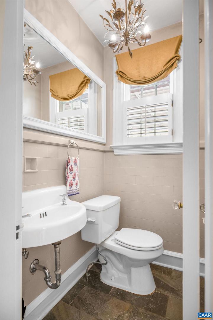 1012 LOCUST AVE, CHARLOTTESVILLE, Virginia 22901, 4 Bedrooms Bedrooms, ,3 BathroomsBathrooms,Residential,For sale,1012 LOCUST AVE,663633 MLS # 663633