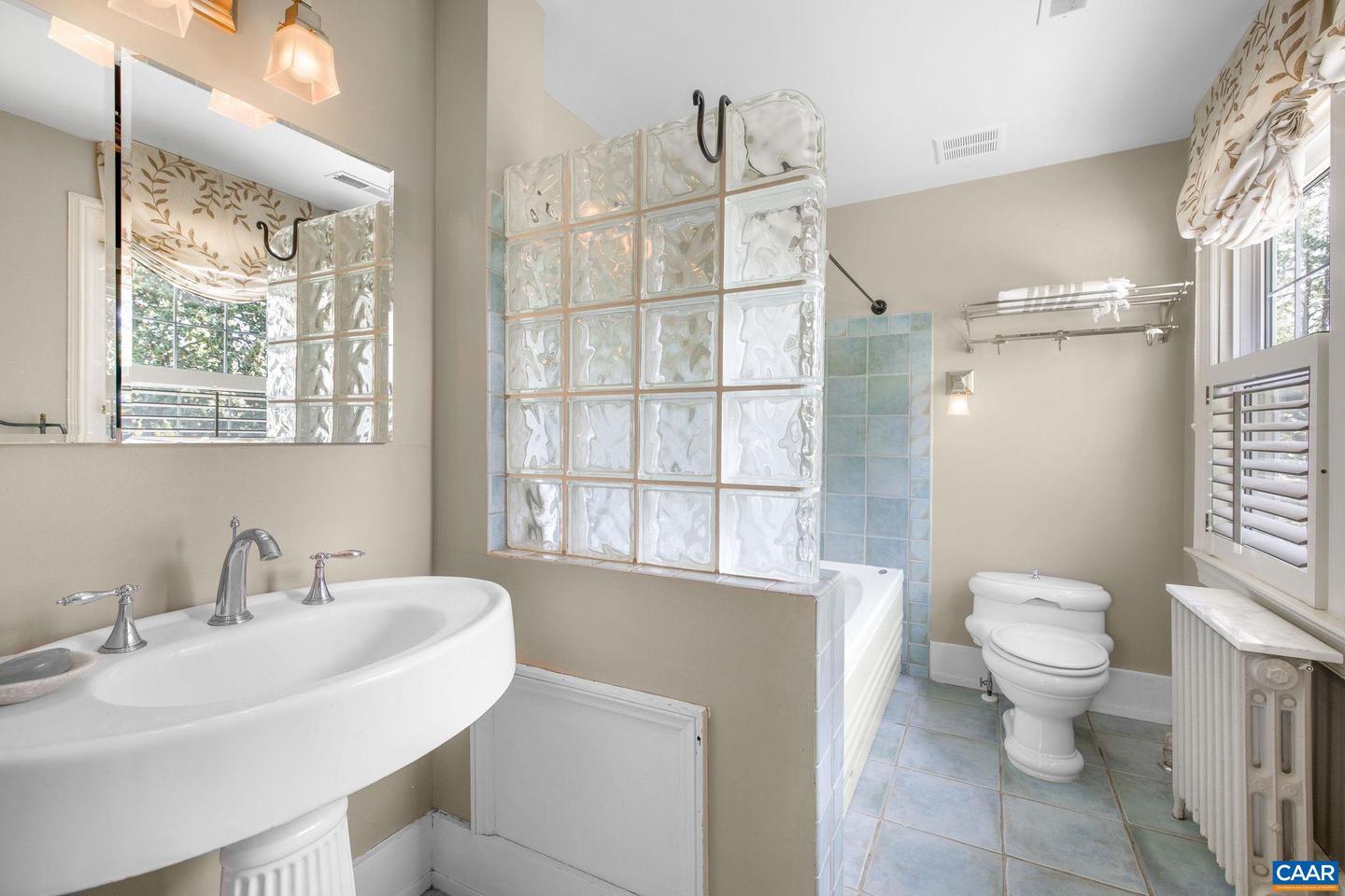 1012 LOCUST AVE, CHARLOTTESVILLE, Virginia 22901, 4 Bedrooms Bedrooms, ,3 BathroomsBathrooms,Residential,For sale,1012 LOCUST AVE,663633 MLS # 663633