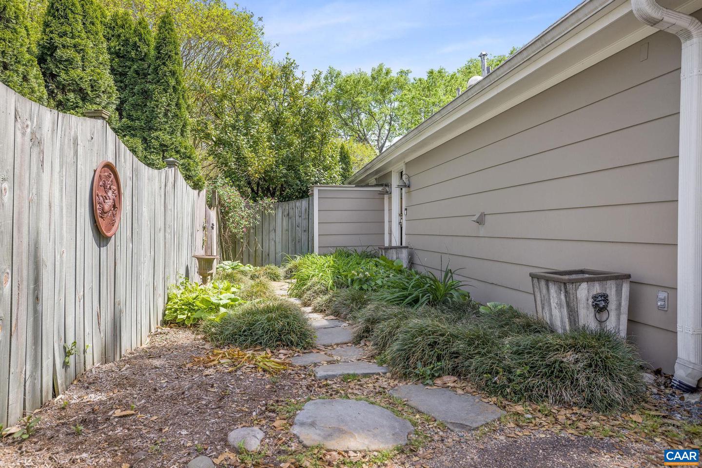 1012 LOCUST AVE, CHARLOTTESVILLE, Virginia 22901, 4 Bedrooms Bedrooms, ,3 BathroomsBathrooms,Residential,For sale,1012 LOCUST AVE,663633 MLS # 663633