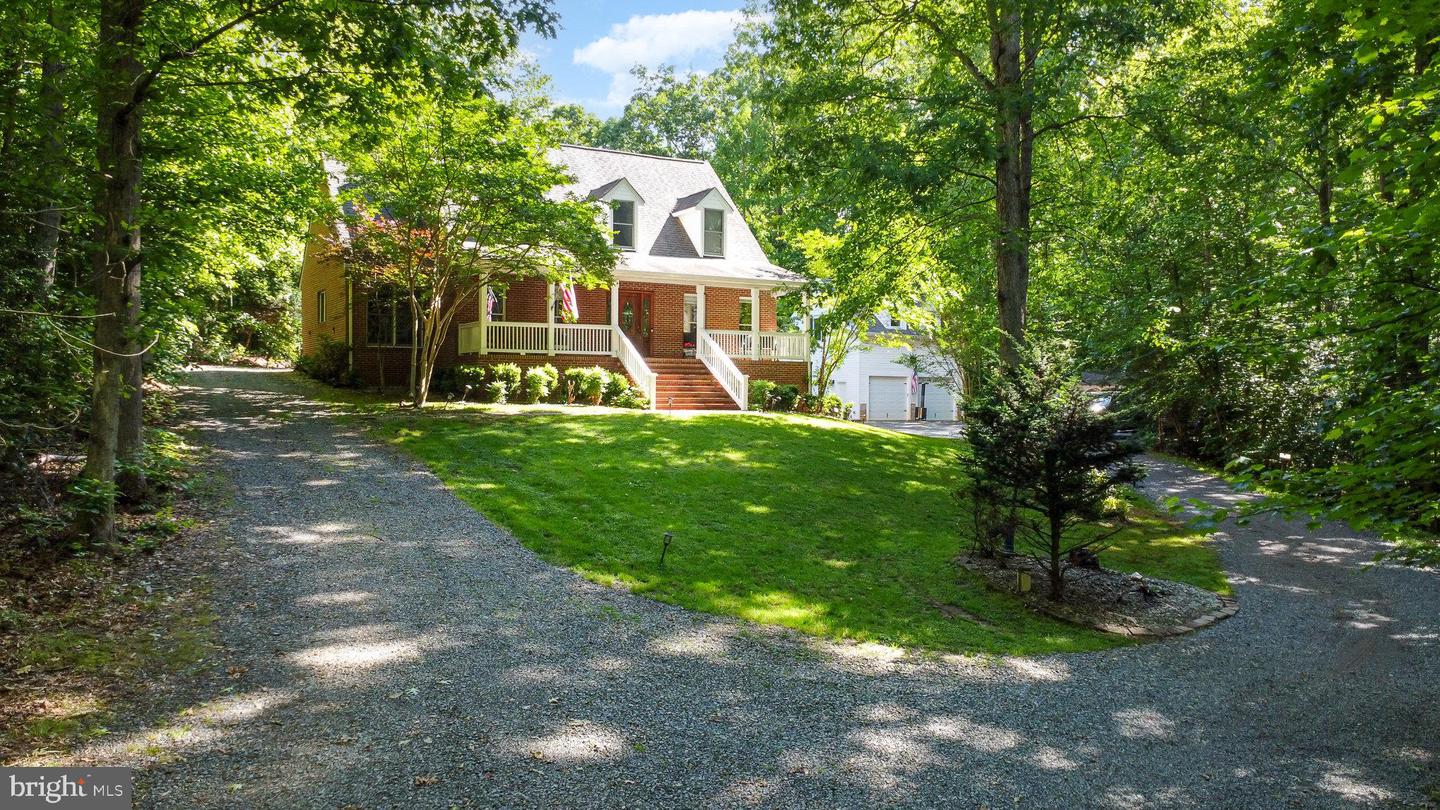 120 HARTWOOD MEADOWS DR, FREDERICKSBURG, Virginia 22406, 3 Bedrooms Bedrooms, ,2 BathroomsBathrooms,Residential,For sale,120 HARTWOOD MEADOWS DR,VAST2038390 MLS # VAST2038390