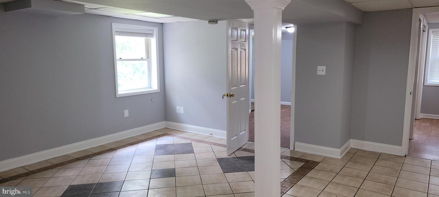 6707 JEROME ST, SPRINGFIELD, Virginia 22150, 6 Bedrooms Bedrooms, ,3 BathroomsBathrooms,Residential,For sale,6707 JEROME ST,VAFX2239516 MLS # VAFX2239516
