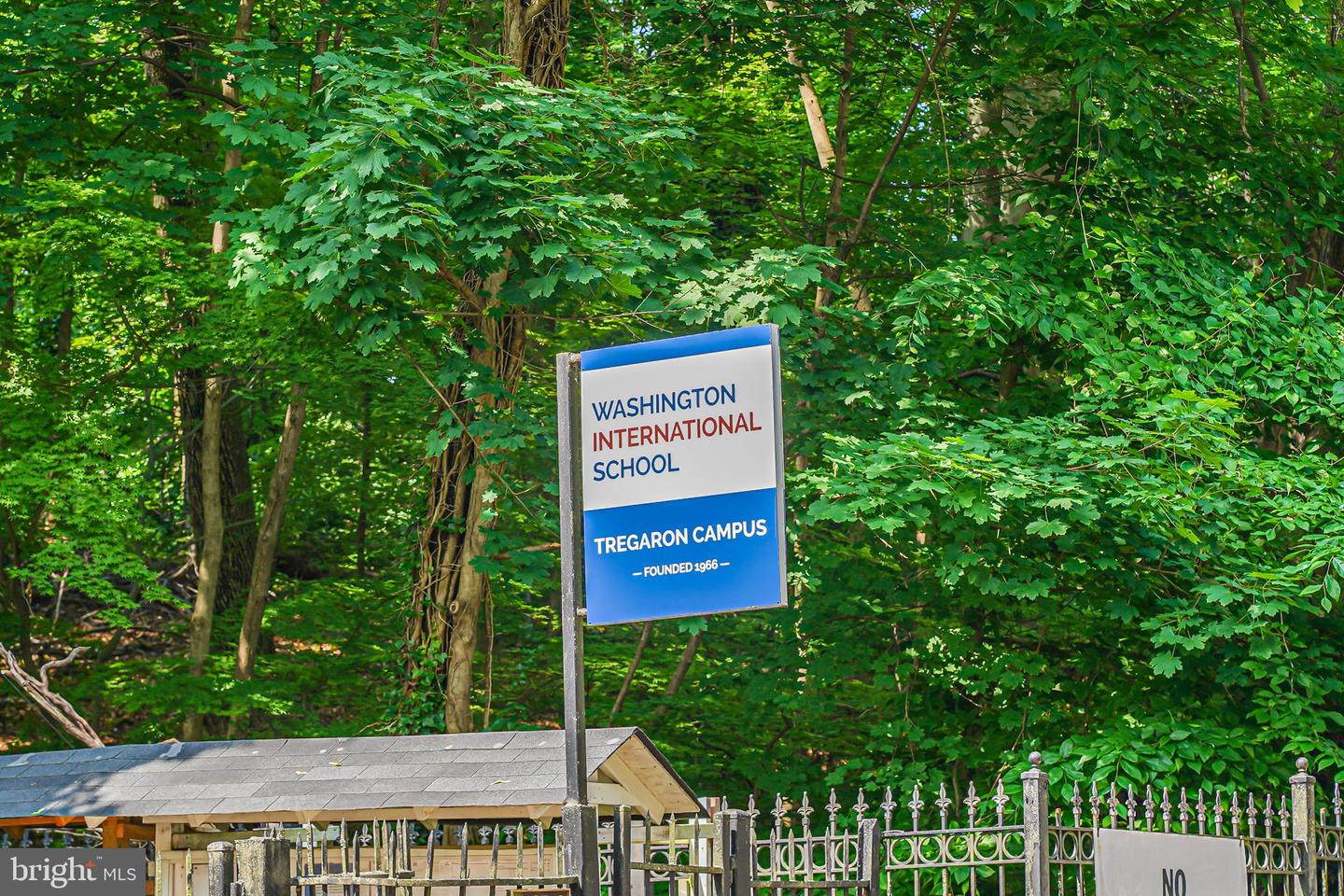 2907 NEWARK ST NW, WASHINGTON, District Of Columbia 20008, 2 Bedrooms Bedrooms, ,2 BathroomsBathrooms,Residential,For sale,2907 NEWARK ST NW,DCDC2201624 MLS # DCDC2201624