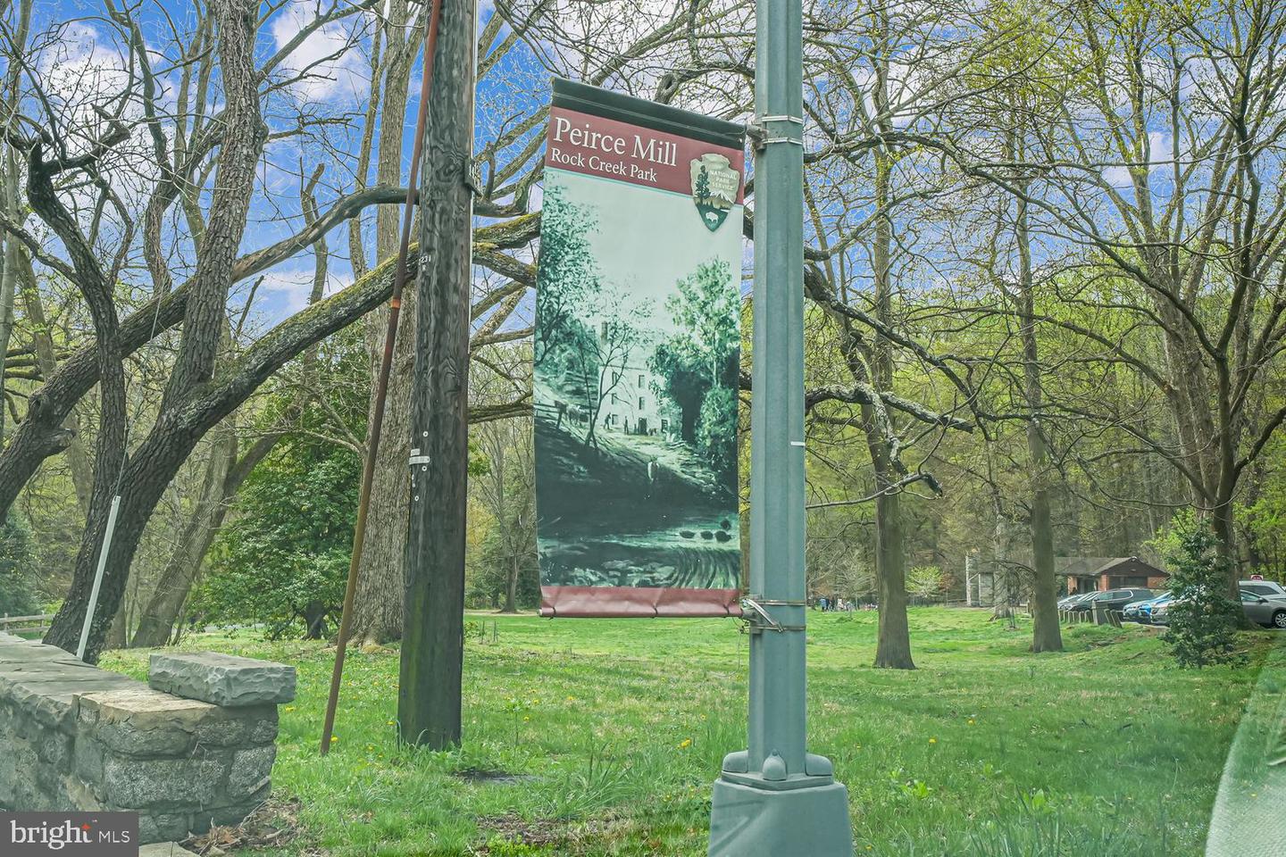 2907 NEWARK ST NW, WASHINGTON, District Of Columbia 20008, 2 Bedrooms Bedrooms, ,2 BathroomsBathrooms,Residential,For sale,2907 NEWARK ST NW,DCDC2201624 MLS # DCDC2201624