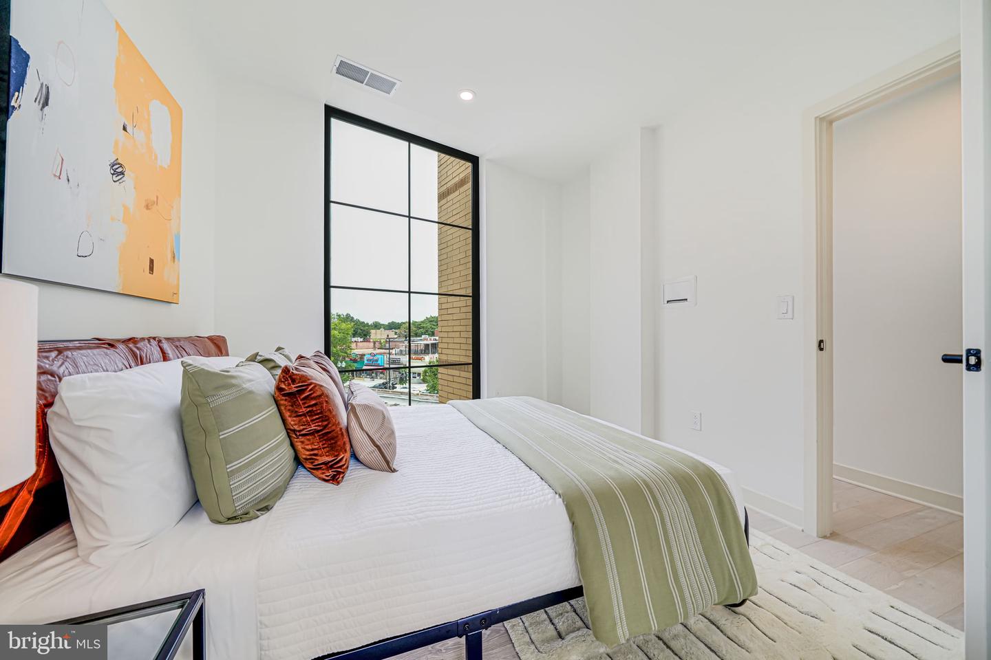 2907 NEWARK ST NW, WASHINGTON, District Of Columbia 20008, 2 Bedrooms Bedrooms, ,2 BathroomsBathrooms,Residential,For sale,2907 NEWARK ST NW,DCDC2201624 MLS # DCDC2201624