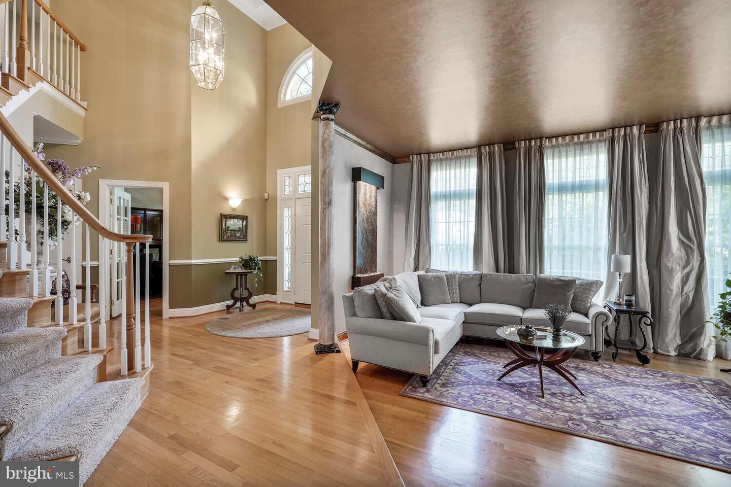 9211 BEXLEYWOOD CT, FAIRFAX STATION, Virginia 22039, 5 Bedrooms Bedrooms, ,4 BathroomsBathrooms,Residential,For sale,9211 BEXLEYWOOD CT,VAFX2243692 MLS # VAFX2243692