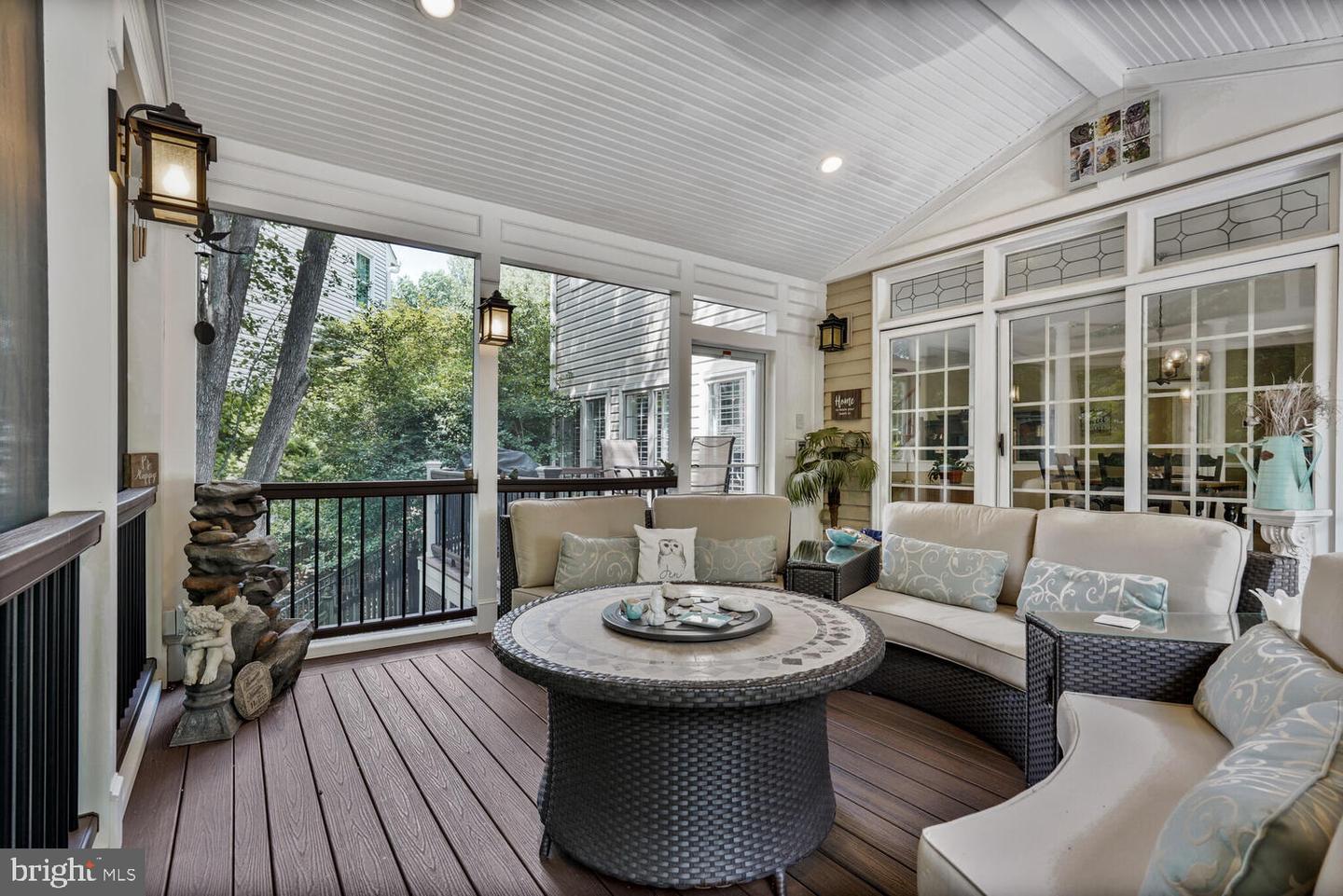 9211 BEXLEYWOOD CT, FAIRFAX STATION, Virginia 22039, 5 Bedrooms Bedrooms, ,4 BathroomsBathrooms,Residential,For sale,9211 BEXLEYWOOD CT,VAFX2243692 MLS # VAFX2243692