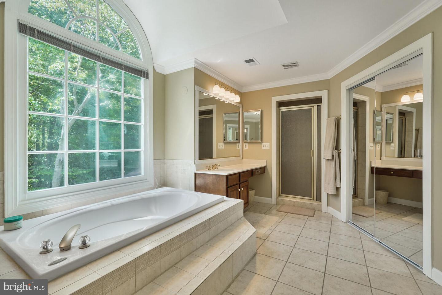9211 BEXLEYWOOD CT, FAIRFAX STATION, Virginia 22039, 5 Bedrooms Bedrooms, ,4 BathroomsBathrooms,Residential,For sale,9211 BEXLEYWOOD CT,VAFX2243692 MLS # VAFX2243692