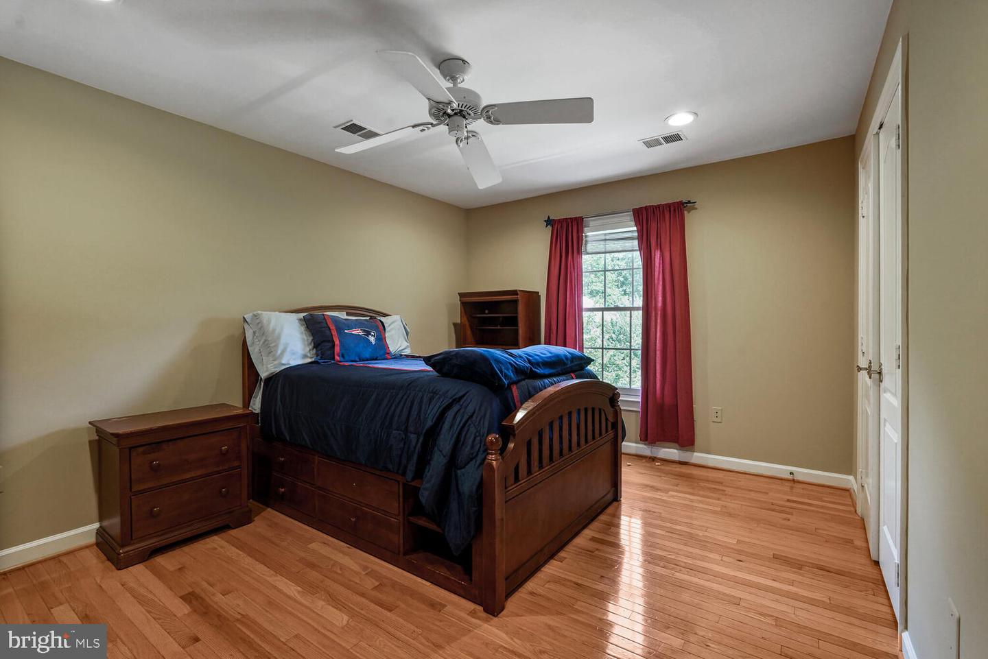 9211 BEXLEYWOOD CT, FAIRFAX STATION, Virginia 22039, 5 Bedrooms Bedrooms, ,4 BathroomsBathrooms,Residential,For sale,9211 BEXLEYWOOD CT,VAFX2243692 MLS # VAFX2243692