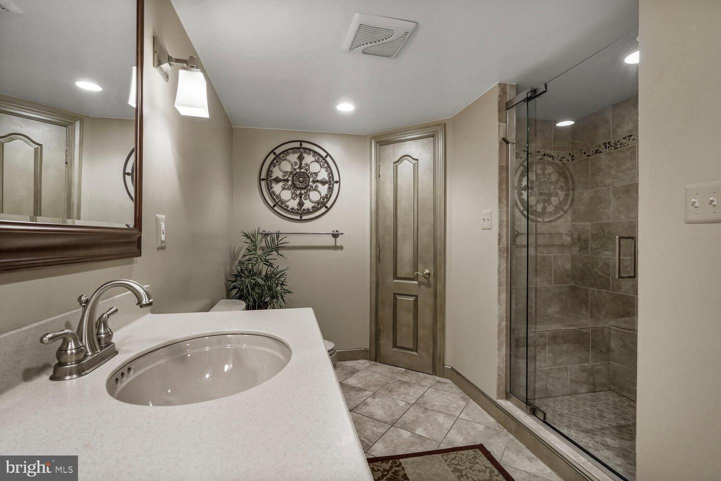 9211 BEXLEYWOOD CT, FAIRFAX STATION, Virginia 22039, 5 Bedrooms Bedrooms, ,4 BathroomsBathrooms,Residential,For sale,9211 BEXLEYWOOD CT,VAFX2243692 MLS # VAFX2243692