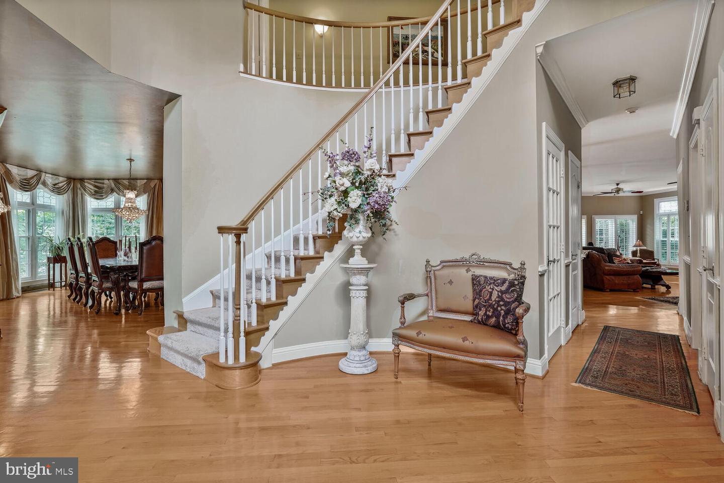 9211 BEXLEYWOOD CT, FAIRFAX STATION, Virginia 22039, 5 Bedrooms Bedrooms, ,4 BathroomsBathrooms,Residential,For sale,9211 BEXLEYWOOD CT,VAFX2243692 MLS # VAFX2243692