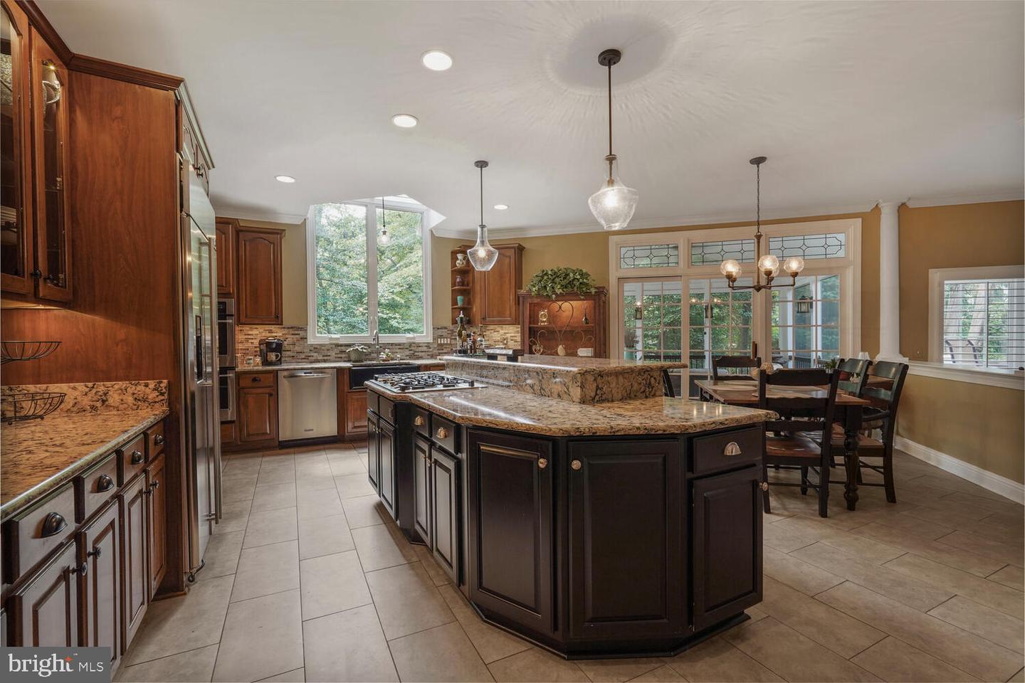 9211 BEXLEYWOOD CT, FAIRFAX STATION, Virginia 22039, 5 Bedrooms Bedrooms, ,4 BathroomsBathrooms,Residential,For sale,9211 BEXLEYWOOD CT,VAFX2243692 MLS # VAFX2243692
