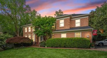 9211 BEXLEYWOOD CT, FAIRFAX STATION, Virginia 22039, 5 Bedrooms Bedrooms, ,4 BathroomsBathrooms,Residential,For sale,9211 BEXLEYWOOD CT,VAFX2243692 MLS # VAFX2243692