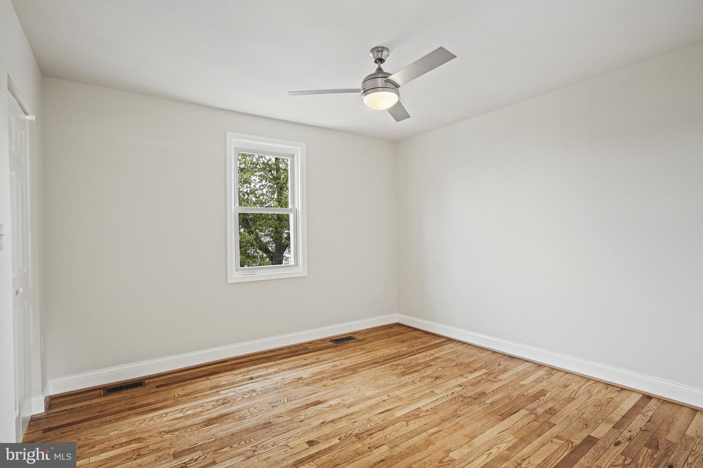 5449 B ST SE, WASHINGTON, District Of Columbia 20019, 2 Bedrooms Bedrooms, ,2 BathroomsBathrooms,Residential,For sale,5449 B ST SE,DCDC2203332 MLS # DCDC2203332