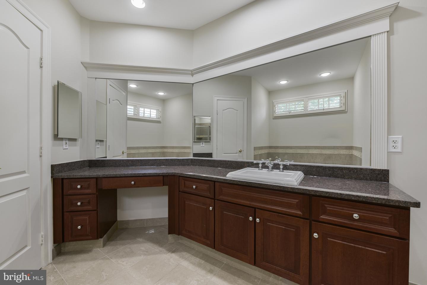 1496 EVANS FARM DR, MCLEAN, Virginia 22101, 4 Bedrooms Bedrooms, ,5 BathroomsBathrooms,Residential,For sale,1496 EVANS FARM DR,VAFX2244476 MLS # VAFX2244476