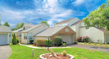 7524 CROSS GATE LN, ALEXANDRIA, Virginia 22315, 2 Bedrooms Bedrooms, ,2 BathroomsBathrooms,Residential,For sale,7524 CROSS GATE LN,VAFX2245314 MLS # VAFX2245314