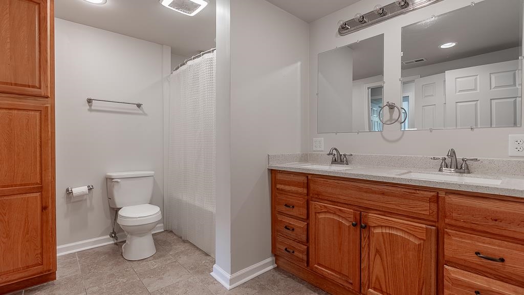 405 N RIVER RD, BRIDGEWATER, Virginia 22812, 5 Bedrooms Bedrooms, ,3 BathroomsBathrooms,Residential,405 N RIVER RD,666888 MLS # 666888