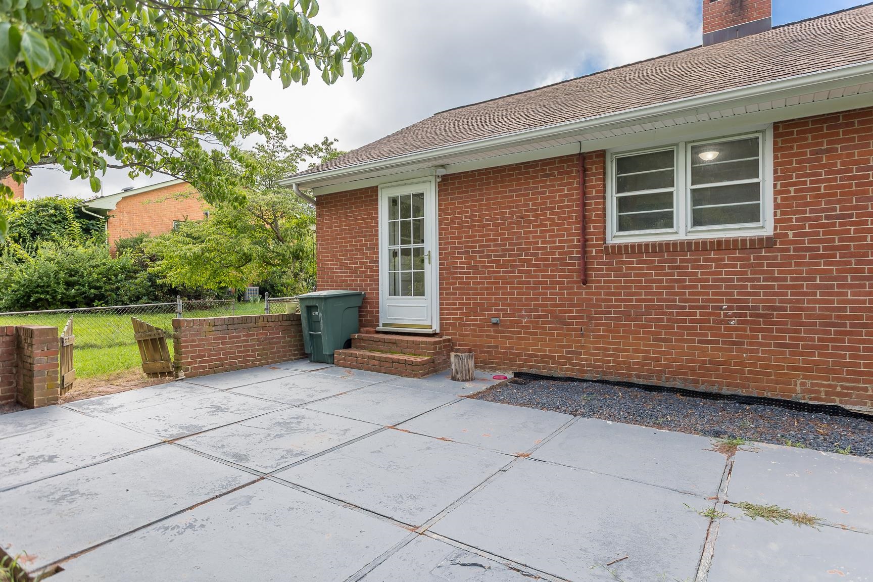 871 KENT RD, WAYNESBORO, Virginia 22980, 4 Bedrooms Bedrooms, ,2 BathroomsBathrooms,Residential,871 KENT RD,666891 MLS # 666891