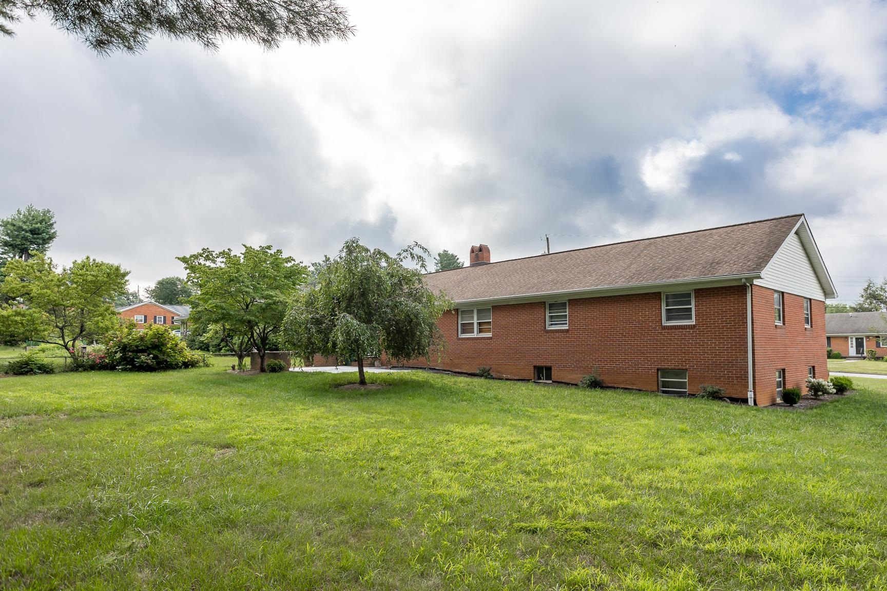 871 KENT RD, WAYNESBORO, Virginia 22980, 4 Bedrooms Bedrooms, ,2 BathroomsBathrooms,Residential,871 KENT RD,666891 MLS # 666891