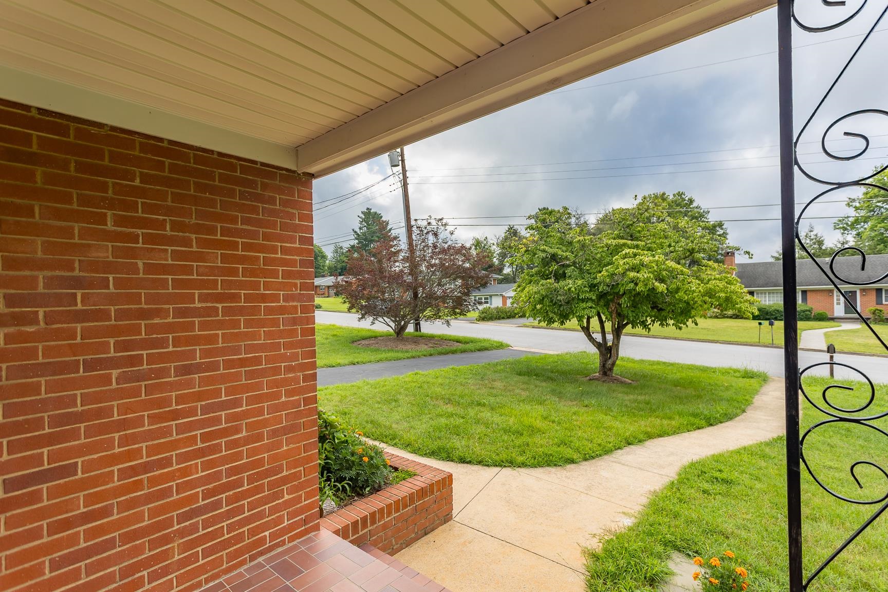 871 KENT RD, WAYNESBORO, Virginia 22980, 4 Bedrooms Bedrooms, ,2 BathroomsBathrooms,Residential,871 KENT RD,666891 MLS # 666891