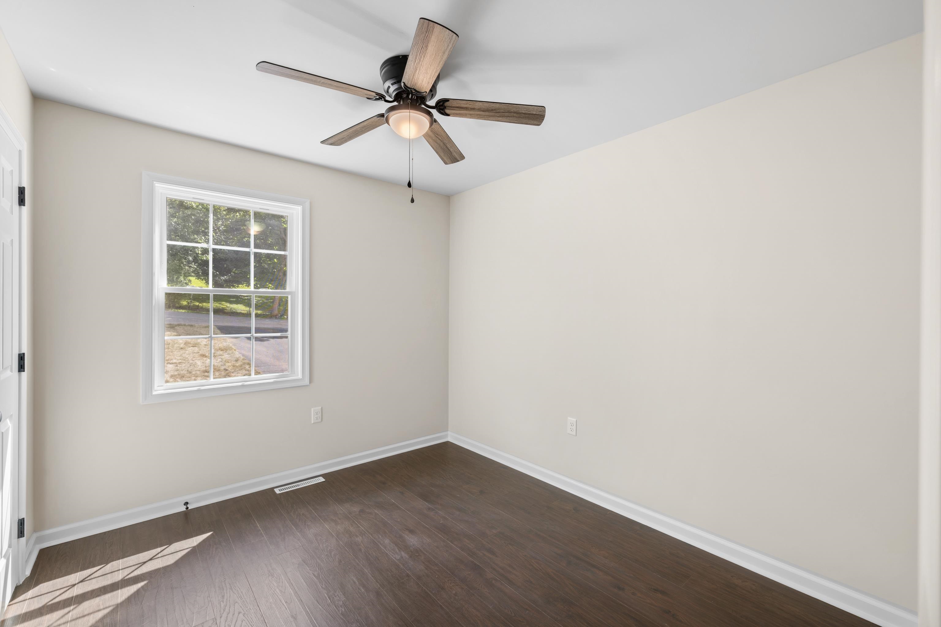 10 MCARTHUR ST, STAUNTON, Virginia 24401, 3 Bedrooms Bedrooms, ,2 BathroomsBathrooms,Residential,10 MCARTHUR ST,666896 MLS # 666896