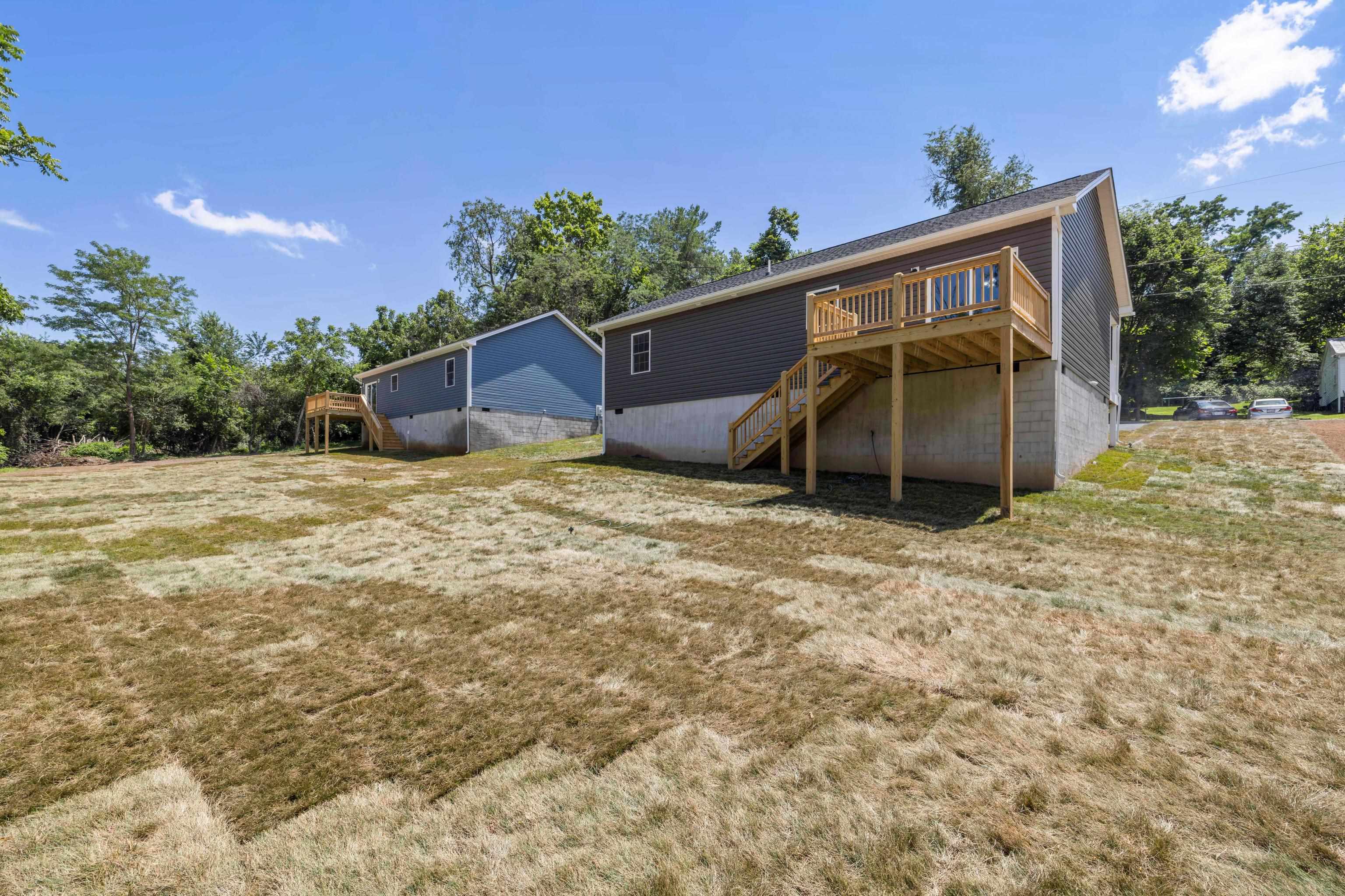 10 MCARTHUR ST, STAUNTON, Virginia 24401, 3 Bedrooms Bedrooms, ,2 BathroomsBathrooms,Residential,10 MCARTHUR ST,666896 MLS # 666896