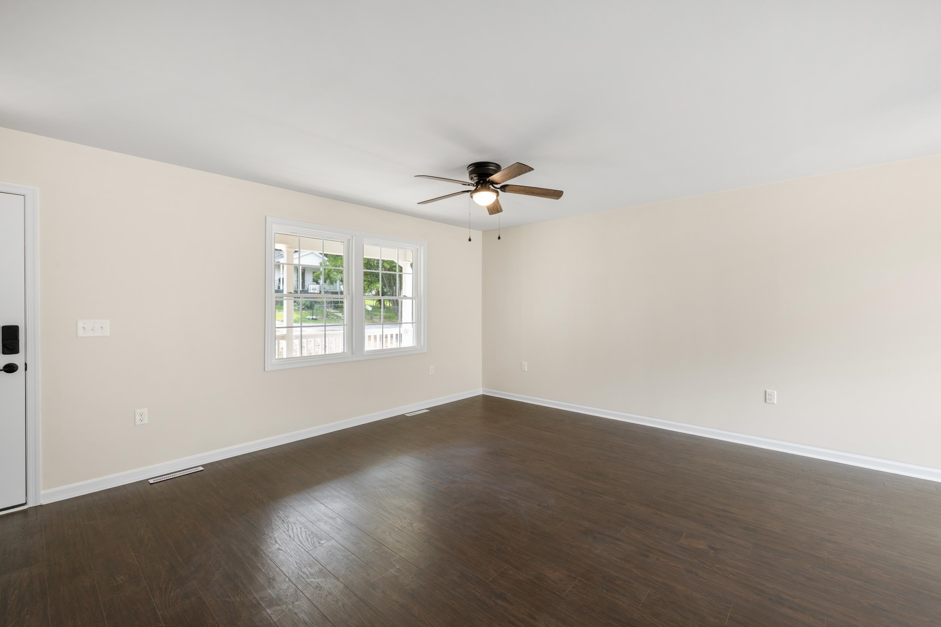 10 MCARTHUR ST, STAUNTON, Virginia 24401, 3 Bedrooms Bedrooms, ,2 BathroomsBathrooms,Residential,10 MCARTHUR ST,666896 MLS # 666896
