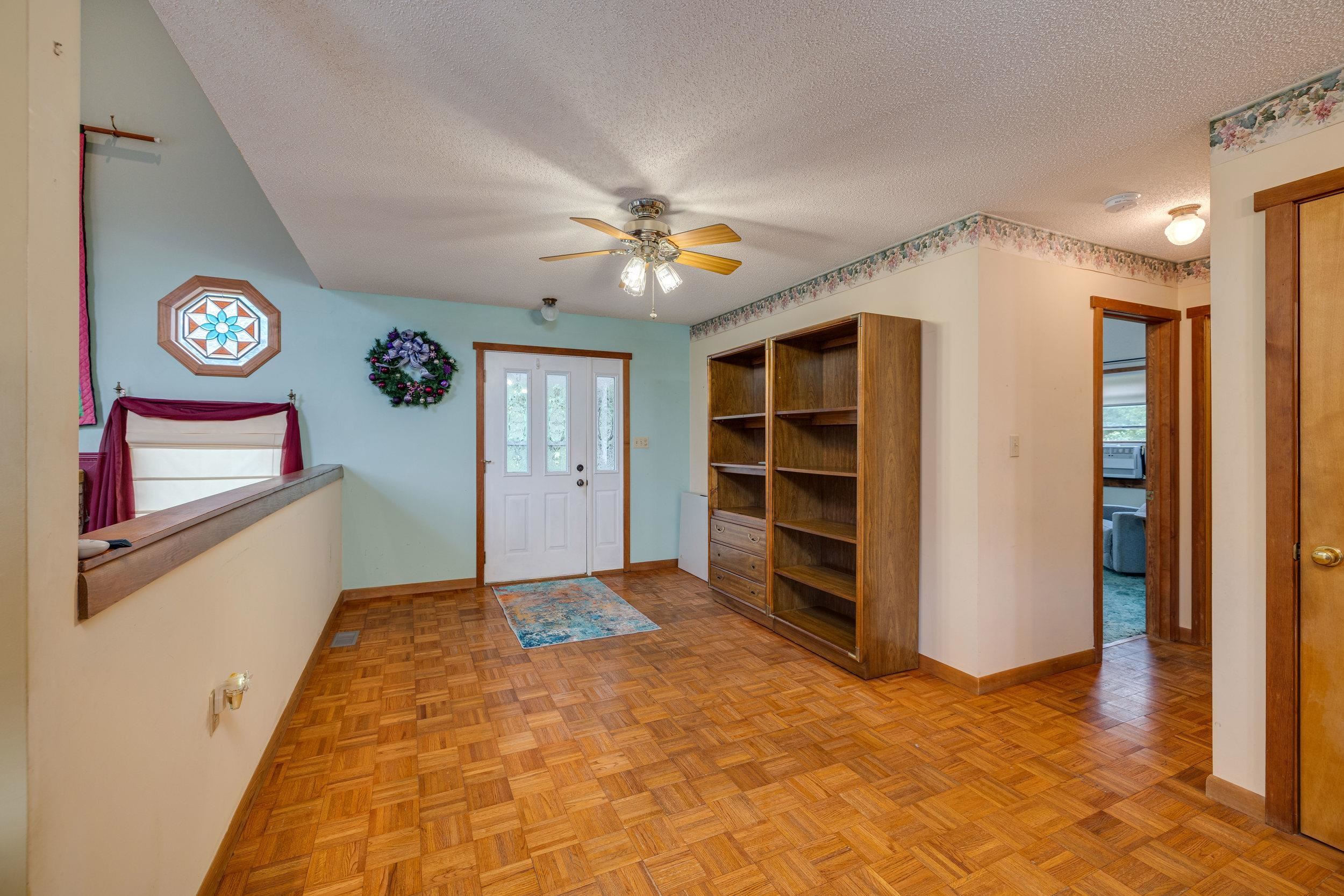 120 BIG OAK DR, LURAY, Virginia 22835, 4 Bedrooms Bedrooms, ,2 BathroomsBathrooms,Residential,120 BIG OAK DR,666901 MLS # 666901