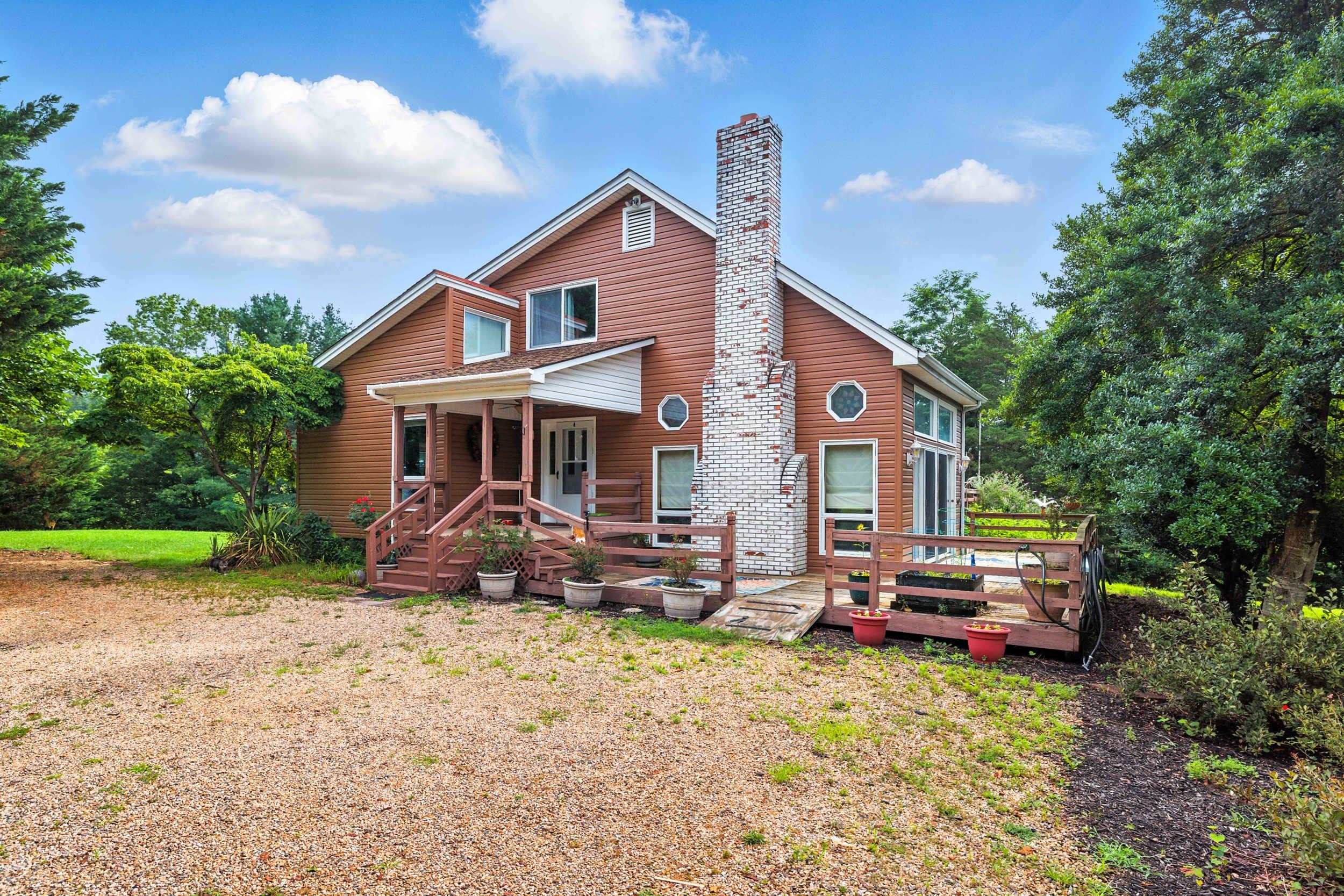 120 BIG OAK DR, LURAY, Virginia 22835, 4 Bedrooms Bedrooms, ,2 BathroomsBathrooms,Residential,120 BIG OAK DR,666901 MLS # 666901