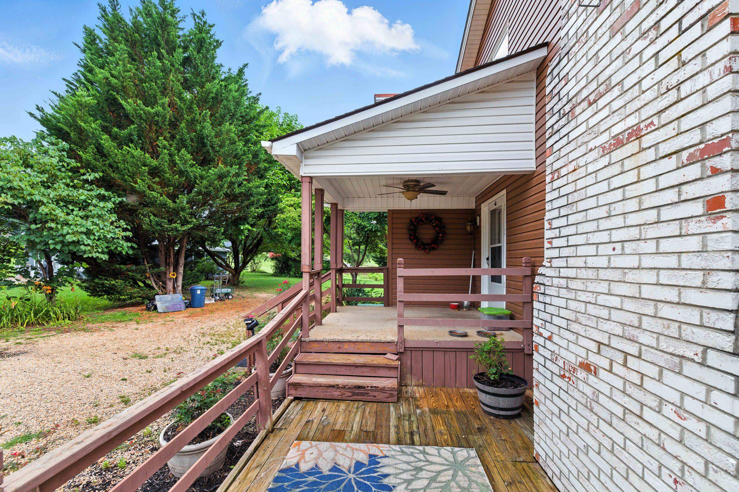 120 BIG OAK DR, LURAY, Virginia 22835, 4 Bedrooms Bedrooms, ,2 BathroomsBathrooms,Residential,120 BIG OAK DR,666901 MLS # 666901