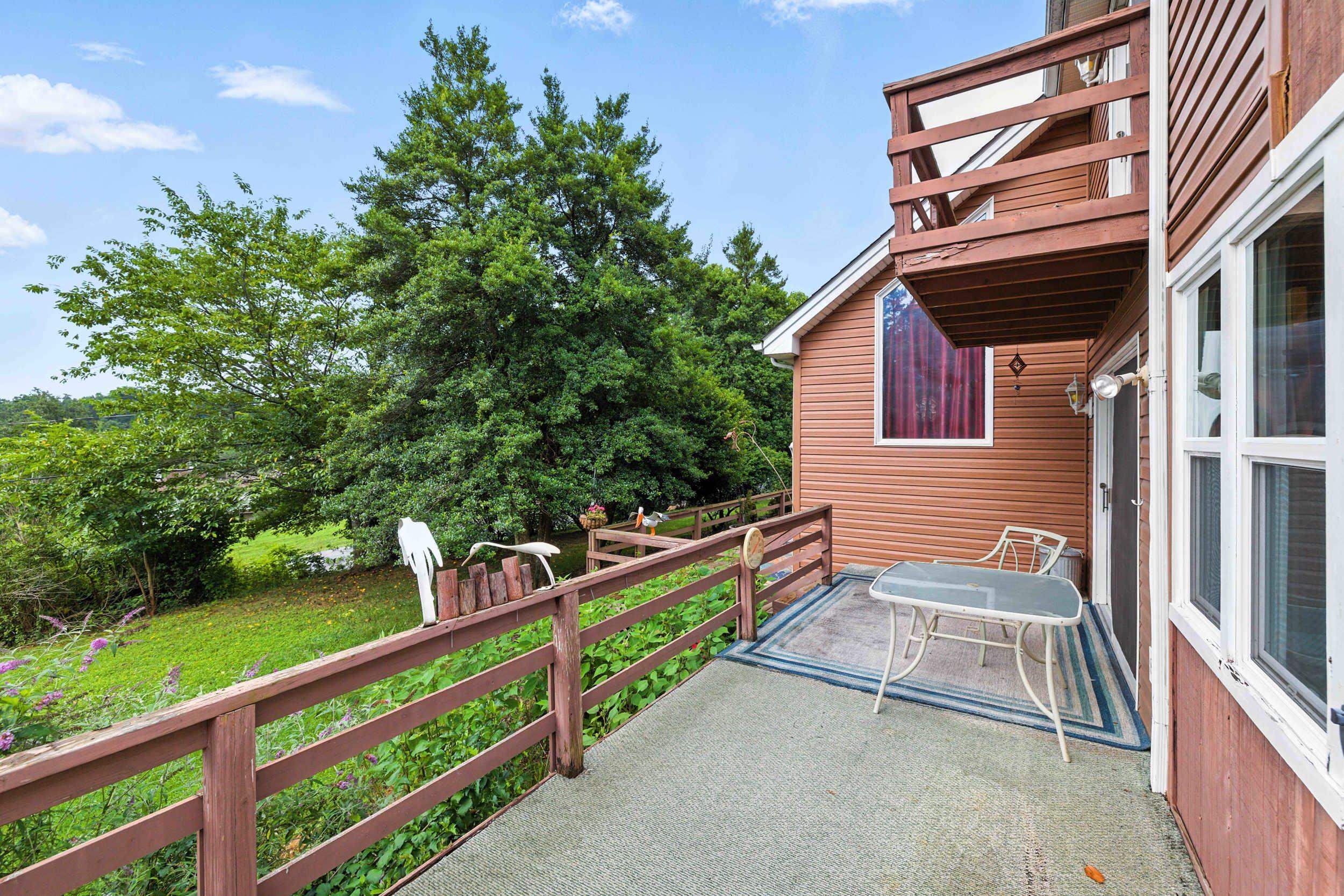 120 BIG OAK DR, LURAY, Virginia 22835, 4 Bedrooms Bedrooms, ,2 BathroomsBathrooms,Residential,120 BIG OAK DR,666901 MLS # 666901