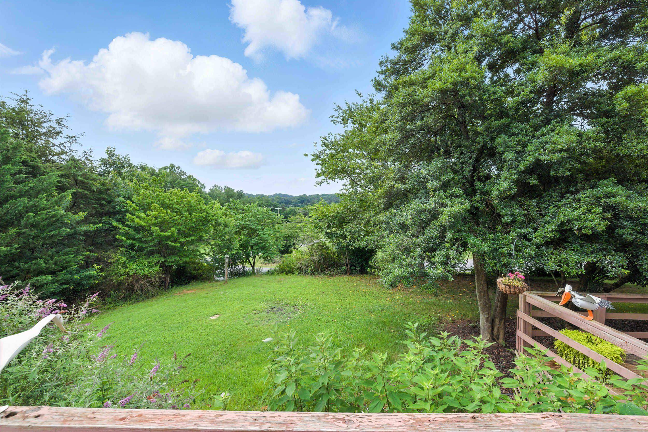 120 BIG OAK DR, LURAY, Virginia 22835, 4 Bedrooms Bedrooms, ,2 BathroomsBathrooms,Residential,120 BIG OAK DR,666901 MLS # 666901
