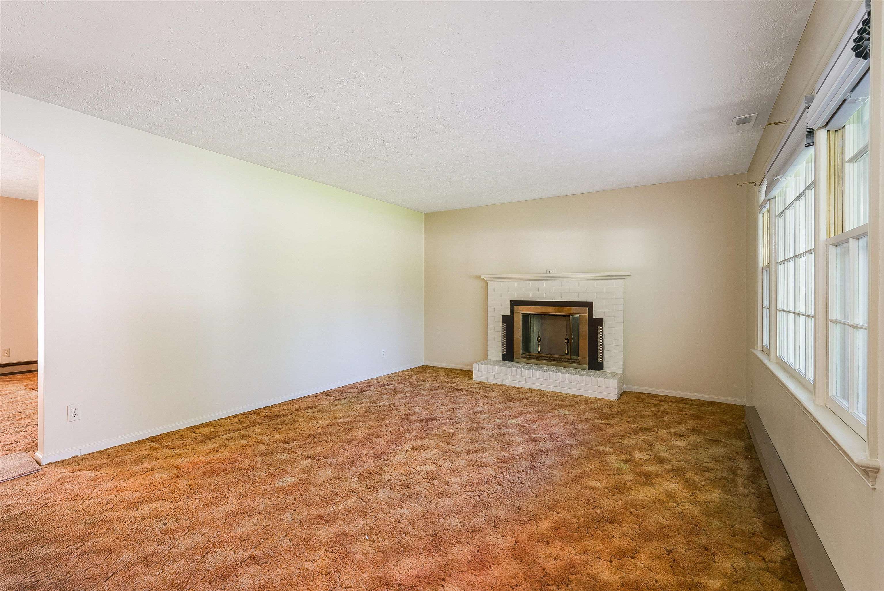 9936 PLEASANT VIEW DR, NEW MARKET, Virginia 22844, 4 Bedrooms Bedrooms, ,3 BathroomsBathrooms,Residential,9936 PLEASANT VIEW DR,666908 MLS # 666908