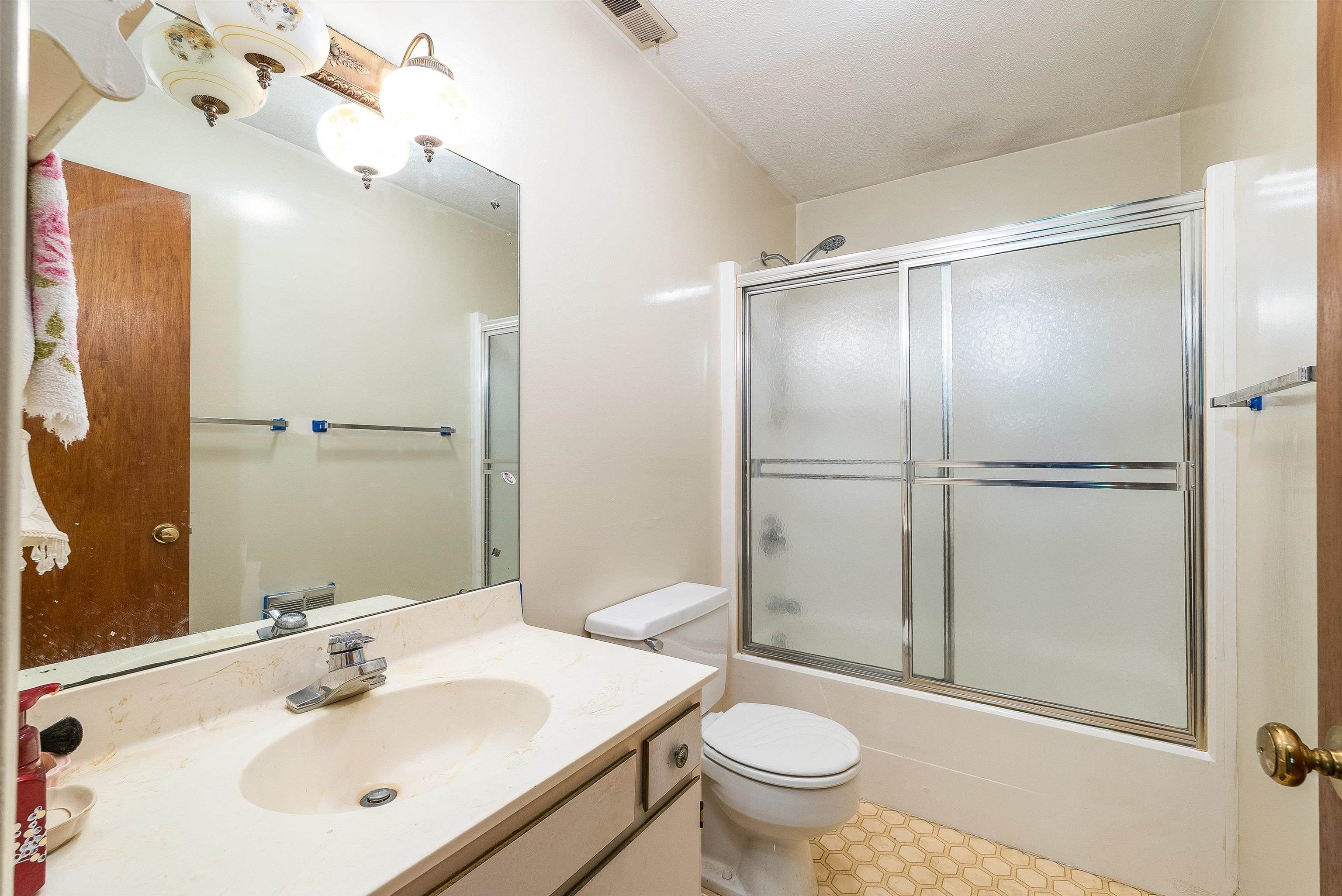 9936 PLEASANT VIEW DR, NEW MARKET, Virginia 22844, 4 Bedrooms Bedrooms, ,3 BathroomsBathrooms,Residential,9936 PLEASANT VIEW DR,666908 MLS # 666908