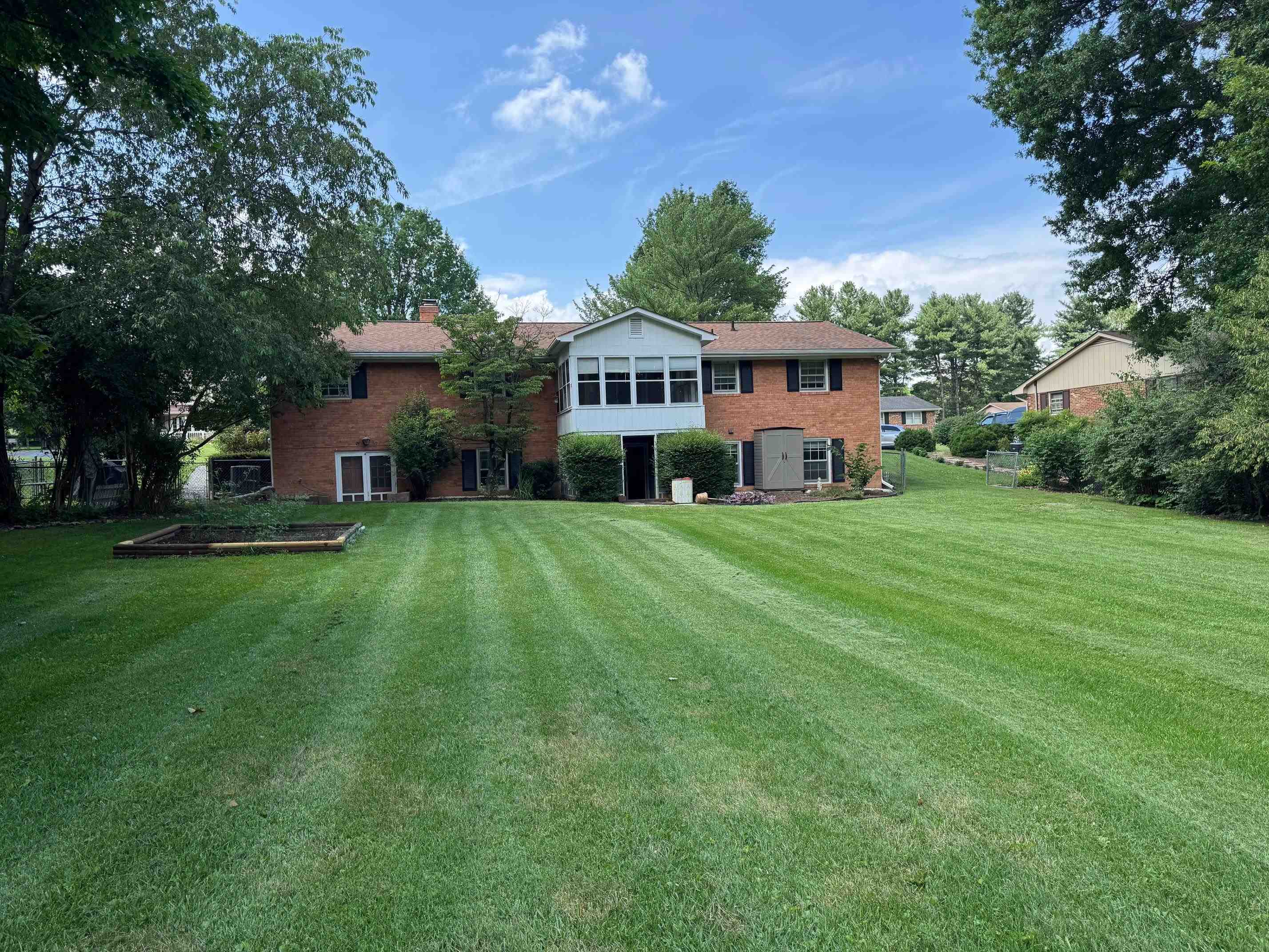 9936 PLEASANT VIEW DR, NEW MARKET, Virginia 22844, 4 Bedrooms Bedrooms, ,3 BathroomsBathrooms,Residential,9936 PLEASANT VIEW DR,666908 MLS # 666908