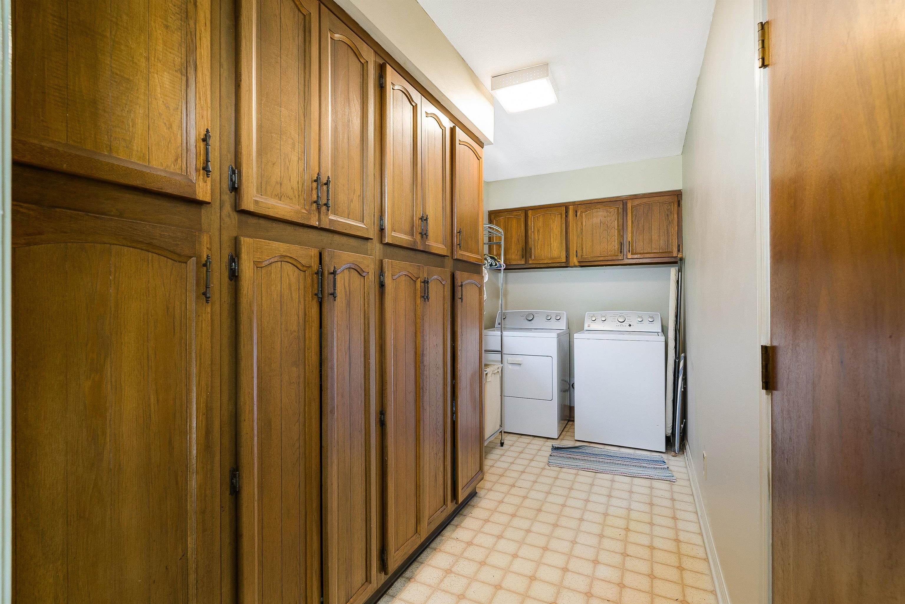 9936 PLEASANT VIEW DR, NEW MARKET, Virginia 22844, 4 Bedrooms Bedrooms, ,3 BathroomsBathrooms,Residential,9936 PLEASANT VIEW DR,666908 MLS # 666908