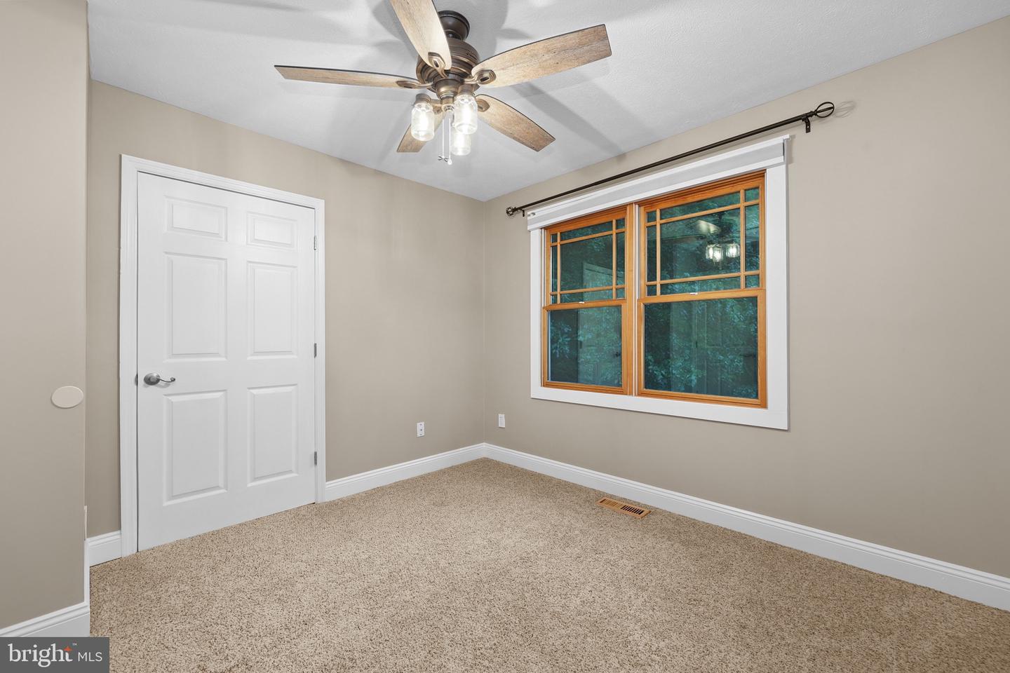 11953 FALLING CREEK DR, MANASSAS, Virginia 20112, 4 Bedrooms Bedrooms, ,2 BathroomsBathrooms,Residential,For sale,11953 FALLING CREEK DR,VAPW2096986 MLS # VAPW2096986