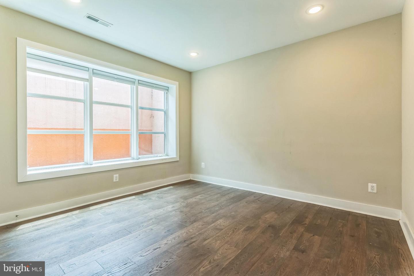 2200 3RD ST NE #1, WASHINGTON, District Of Columbia 20001, 3 Bedrooms Bedrooms, ,2 BathroomsBathrooms,Residential,For sale,2200 3RD ST NE #1,DCDC2206748 MLS # DCDC2206748