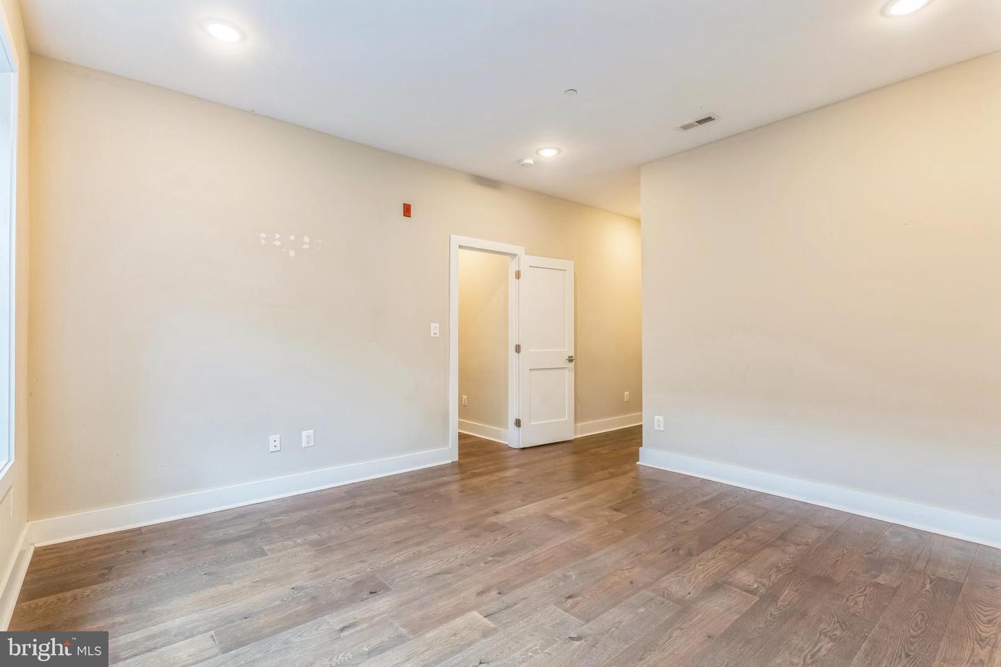 2200 3RD ST NE #1, WASHINGTON, District Of Columbia 20001, 3 Bedrooms Bedrooms, ,2 BathroomsBathrooms,Residential,For sale,2200 3RD ST NE #1,DCDC2206748 MLS # DCDC2206748